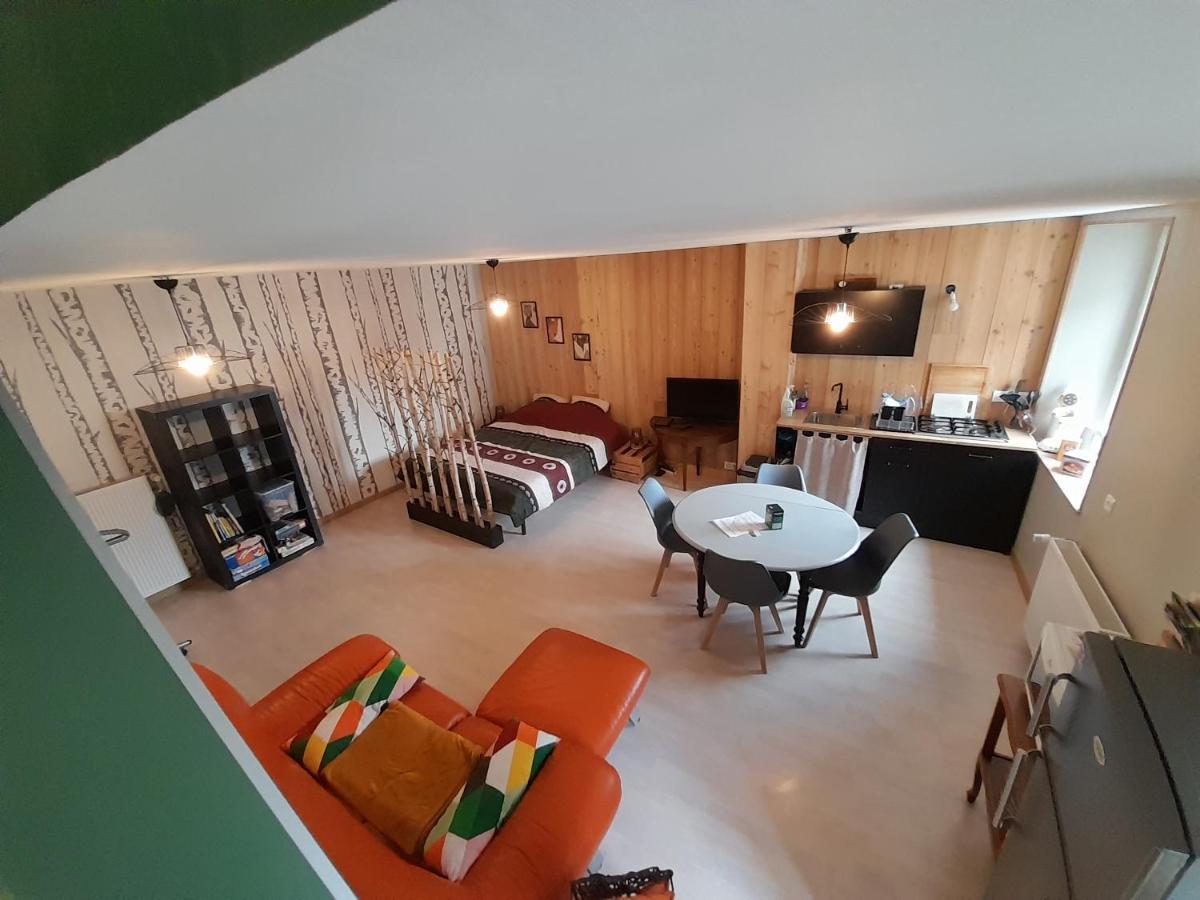 Studio Cosy de 2 à 4 personnes au cœur du Haut Doubs, entre les lacs, les montagnes et les vignobles Frasne Exterior foto